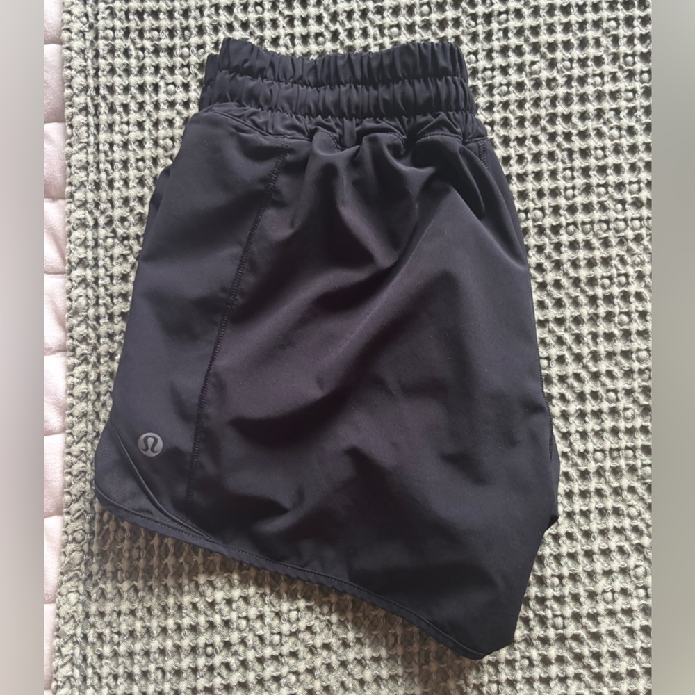 Hotty Hot Low-Rise Lined Short 2.5"